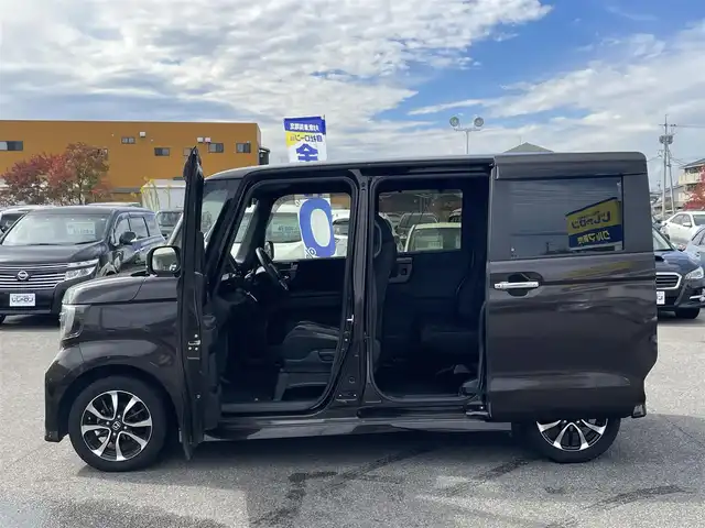 ホンダ Ｎ ＢＯＸ カスタム G L ホンダセンシング 佐賀県 2018(平30)年 10.7万km プレミアムグラマラスブロンズP （株)IDOMが運営する【じしゃロン佐賀店】の自社ローン専用車両になります。/こちらは現金またはオートローンご利用時の価格です。自社ローンご希望の方は別途その旨お申付け下さい/禁煙車　/茶色　/ｇａｔｈｅｒｓ８インチナビモニター ＴＶ ＢＴオーディオ　ＤＶＤ ＣＤ　/純正ドライブレコーダー　/ビルトインＥＴＣ