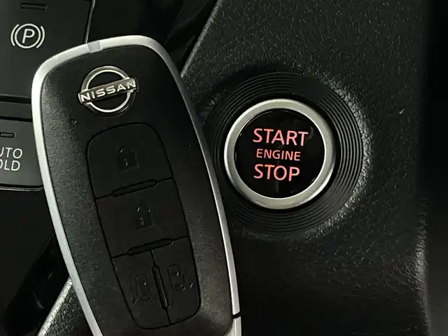 日産 ルークス HWS X プロパイロットED 新潟県 2023(令5)年 0.8万km チタニウムグレーメタリック 4WD/エマージェンシーブレーキ/デジタルインナーミラー/純正9インチナビ/フルセグTV/Bluetooth/アラウンドビューモニター/両側パワースライドドア/フットオープナー/プロパイロット/LEDオートライト/フォグランプ/シートヒーター/純正14インチアルミホイール/ステアリングリモコン/車線逸脱警報/電格ミラー/ウィンカーミラー/ステアリングヒーター/スマートキー