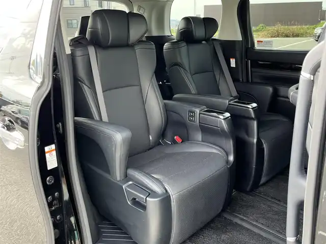 トヨタ アルファード S Cパッケージ 奈良県 2018(平30)年 3.4万km ブラック ALPINE11インチナビ/（フルセグ/BT/CD/DVD）/ALPINE12.8インチフリップダウンモニター/レーダークルーズコントロール/バックカメラ/前後コーナーセンサー/プリクラッシュセーフティ/レーンキープアシスト/パワーバックドア/両側パワースライドドア/レザーシート/運転席メモリーシート/全席パワーシート/前席シートヒーター/前席エアーシート/ステアリングヒーター/後席サンシェード/デジタルインナーミラー/ETC/純正18インチAW/保証書/取り扱い説明書