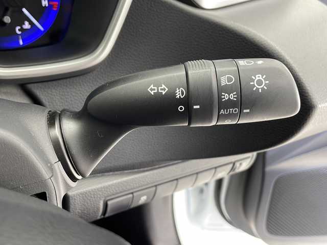 トヨタ カローラ スポーツ ハイブリッドG Z 千葉県 2021(令3)年 1.7万km プラチナホワイトパールマイカ 衝突軽減ブレーキ/レーンキープアシスト/レーダークルーズコントロール/コーナーセンサー/純正メモリナビゲーション/ETC/バックカメラ/純正ドライブレコーダー/ハーフレザーシート/前席シートヒーター/LEDヘッドライト/オートライト/オートハイビーム/純正18インチアルミホイール/プッシュスタート/スマートキー