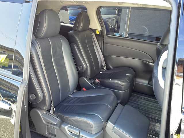 トヨタ エスティマ アエラス レザーパッケージ 大阪府 2013(平25)年 2.5万km ブラック 純正ナビ/バックカメラ/フルセグTV/純正フリップダウンモニター/両側パワースライドドア/前席シートヒーター/黒革シート/革巻きステアリング/HIDヘッドライト/フォグランプ/運転席パワーシート/純正マット/ドアバイザー/保証書/取扱説明書/スペアキー1本