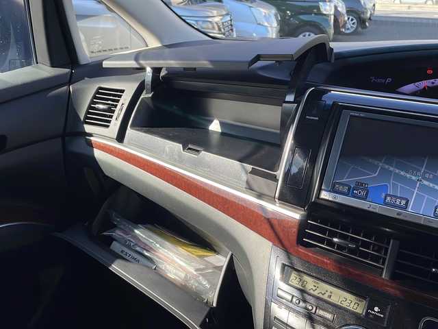 トヨタ エスティマ アエラス レザーパッケージ 大阪府 2013(平25)年 2.5万km ブラック 純正ナビ/バックカメラ/フルセグTV/純正フリップダウンモニター/両側パワースライドドア/前席シートヒーター/黒革シート/革巻きステアリング/HIDヘッドライト/フォグランプ/運転席パワーシート/純正マット/ドアバイザー/保証書/取扱説明書/スペアキー1本