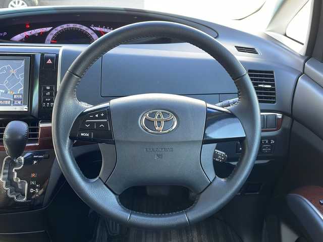 トヨタ エスティマ アエラス レザーパッケージ 大阪府 2013(平25)年 2.5万km ブラック 純正ナビ/バックカメラ/フルセグTV/純正フリップダウンモニター/両側パワースライドドア/前席シートヒーター/黒革シート/革巻きステアリング/HIDヘッドライト/フォグランプ/運転席パワーシート/純正マット/ドアバイザー/保証書/取扱説明書/スペアキー1本