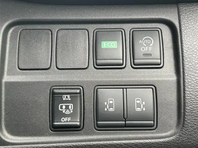 日産 セレナ ハイウェイスター G 島根県 2017(平29)年 6.2万km ブリリアントホワイトパール 登録時走行距離61857km/純正ナビ（Bluetooth・AM・FM・CD・DVD）/フルセグテレビ/全周囲カメラ/フリップダウンモニター/プロパイロット/両側パワースライドドア/純正フロアマット/純正16インチアルミホイール/コーナーセンサー/アイドリングストップ/横滑り防止装置/LEDヘッドライト/フォグランプ/オートライト/ドアバイザー/プッシュスタート/スマートキー（スペア×１）