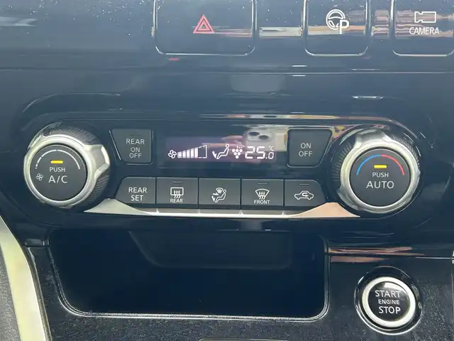 日産 セレナ ハイウェイスター G 島根県 2017(平29)年 6.2万km ブリリアントホワイトパール 登録時走行距離61857km/純正ナビ（Bluetooth・AM・FM・CD・DVD）/フルセグテレビ/全周囲カメラ/フリップダウンモニター/プロパイロット/両側パワースライドドア/純正フロアマット/純正16インチアルミホイール/コーナーセンサー/アイドリングストップ/横滑り防止装置/LEDヘッドライト/フォグランプ/オートライト/ドアバイザー/プッシュスタート/スマートキー（スペア×１）