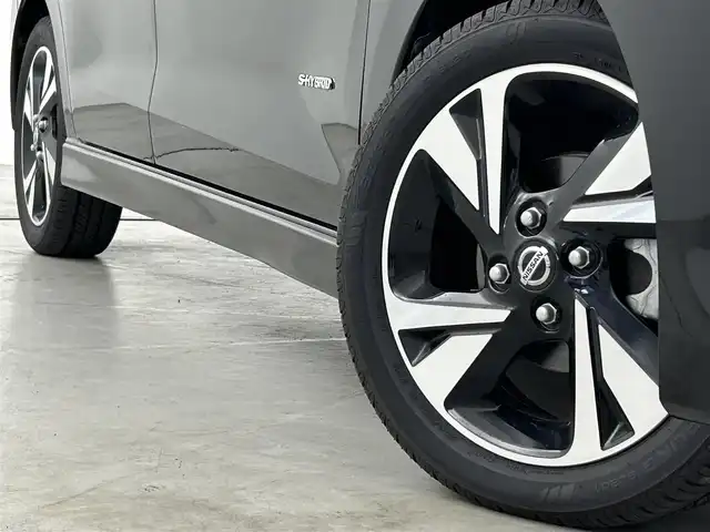 日産 デイズ HWS G ターボ プロパイロットED 福岡県 2019(令1)年 2万km ブラック 純正９型ナビ（フルセグＴＶ）　/アラウンドビューモニター　/ＥＴＣ　/ナビ連動ドラレコ　/ＡＣＣ　/プロパイロット　/コーナーセンサー　/エマージェンシーブレーキ　/レーンキープ　/シートヒーター　/純正１５インチＡＷ