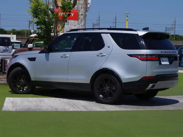 ランドローバー ランドローバー ディスカバリー ランドマークED 千葉県 2020(令2)年 7.1万km シルバー ガラスルーフ/ブラックレザーシート/前席パワーシート/純正ナビ/【Apple CarPlay　Android Auto対応】/360°カメラ/MERIDIAN/革巻きステアリング/ステアリングスイッチ/パドルシフト/ETC/LEDヘッドライト/ウインカーミラー/コーナーセンサー/純正20インチアルミホイル/サイド/カーテンエアバッグ/スマートキー