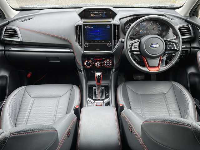 スバル フォレスター ハイブリッド X－ブレイク 新潟県 2022(令4)年 6.2万km マグネタイトグレーメタリック 4WD/社外メモリナビ(CN-FX800D)/CD/DVD/BD/BT/フルセグテレビ/SDミュージックサーバー/フロント/サイド/バックカメラ/ETC/ドライブレコーダー/衝突被害軽減ブレーキ/レーンキープアシスト/レーダークルーズコントロール/革シート/パワーシート/シートヒーター /ステアリングヒーター/ステアリングスイッチ/パワーバックドア/コーナーセンサー/スマートキー/プッシュスタート/LEDヘッドライト/オートライト/フォグランプ/純正17インチアルミホイール/純正17インチAW夏タイヤ車載