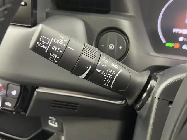 ホンダ ヴェゼル ハイブリッド e:HEV Z 埼玉県 2025(令7)年 0.1千km クリスタルブラックパール Honda CONNECTディスプレイオーディオ/（BT/Apple CarPlay/Android Auto/フルセグTV）/バックカメラ/ホンダセンシング/・衝突被害軽減ブレーキ/・誤発進抑制機能/・路外逸脱抑制機能/・アダプティブクルーズコントロール/ハーフレザーシート/シートヒーター/ハンドルヒーター/ETC2.0車載器/ワイヤレス充電器/フロントグリルベルリナブラック(41250円)