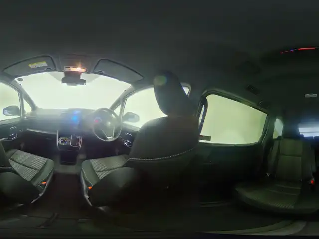トヨタ ヴォクシー ZS 煌Ⅱ 愛知県 2020(令2)年 3.8万km ホワイトパールクリスタルシャイン 9インチナビ/（Bluetooth/フルセグTV/SD/AM/FM）/両側電動スライドドア/トヨタセーフティセンス/　‐衝突軽減ブレーキ/　‐車線はみ出しアラート/　‐オートマチックハイビーム/LEDオートライト/バックカメラ/純正16インチAW/コーナーセンサー/プッシュスタートボタン/後席サンシェード