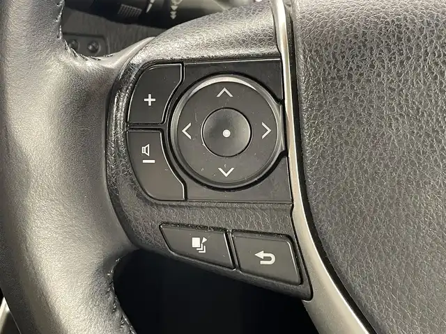 トヨタ ヴォクシー ZS 煌Ⅱ 愛知県 2020(令2)年 3.8万km ホワイトパールクリスタルシャイン 9インチナビ/（Bluetooth/フルセグTV/SD/AM/FM）/両側電動スライドドア/トヨタセーフティセンス/　‐衝突軽減ブレーキ/　‐車線はみ出しアラート/　‐オートマチックハイビーム/LEDオートライト/バックカメラ/純正16インチAW/コーナーセンサー/プッシュスタートボタン/後席サンシェード