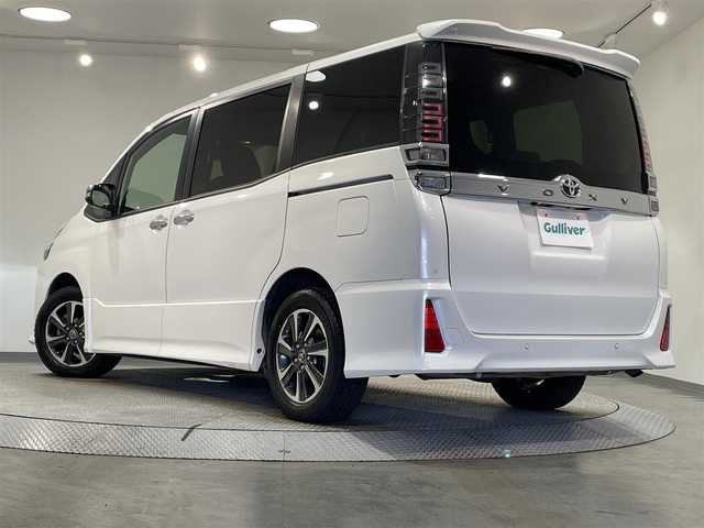 トヨタ ヴォクシー ZS 煌Ⅱ 愛知県 2020(令2)年 3.8万km ホワイトパールクリスタルシャイン 9インチナビ/（Bluetooth/フルセグTV/SD/AM/FM）/両側電動スライドドア/トヨタセーフティセンス/　‐衝突軽減ブレーキ/　‐車線はみ出しアラート/　‐オートマチックハイビーム/LEDオートライト/バックカメラ/純正16インチAW/コーナーセンサー/プッシュスタートボタン/後席サンシェード