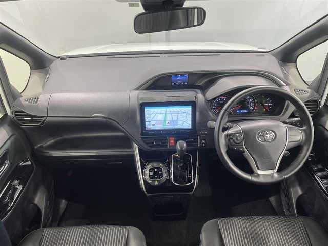 トヨタ ヴォクシー ZS 煌Ⅱ 愛知県 2020(令2)年 3.8万km ホワイトパールクリスタルシャイン 9インチナビ/（Bluetooth/フルセグTV/SD/AM/FM）/両側電動スライドドア/トヨタセーフティセンス/　‐衝突軽減ブレーキ/　‐車線はみ出しアラート/　‐オートマチックハイビーム/LEDオートライト/バックカメラ/純正16インチAW/コーナーセンサー/プッシュスタートボタン/後席サンシェード