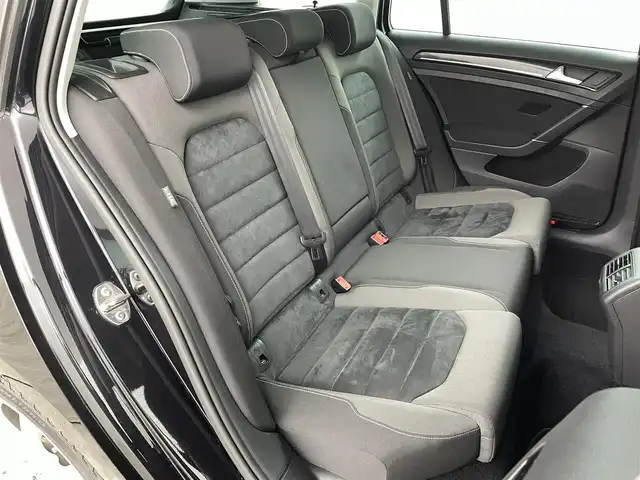 フォルクスワーゲン ゴルフ ヴァリアント TSI ハイライン BMテクノ 福島県 2014(平26)年 8.6万km ディープブラックパールエフェクト プリクラッシュブレーキ/・プロアクティブオキュパントプロテクション/・マルチコリジョンブレーキ/・ドライバー疲労検知/・パークディスタンスコントロール/純正7.5インチナビ/・BT/USB/AUX/SD/CD/DVD/ETC/電子パーキング/・オートホールド/・MTモード付AT/革ステアリング/・ステアリングリモコン/・パドルシフト/プッシュスタート/・スマートキー/LEDヘッドライト/・フォグランプ/・オートライト/・オートハイビーム/ウィンカーミラー/・オートミラー/・ミラーヒーター/ルーフレール/純正フロアマット/純正17インチアルミホイール