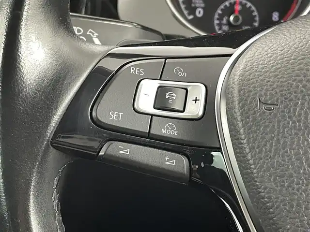 フォルクスワーゲン ゴルフ ヴァリアント TSI ハイライン BMテクノ 福島県 2014(平26)年 8.6万km ディープブラックパールエフェクト プリクラッシュブレーキ/・プロアクティブオキュパントプロテクション/・マルチコリジョンブレーキ/・ドライバー疲労検知/・パークディスタンスコントロール/純正7.5インチナビ/・BT/USB/AUX/SD/CD/DVD/ETC/電子パーキング/・オートホールド/・MTモード付AT/革ステアリング/・ステアリングリモコン/・パドルシフト/プッシュスタート/・スマートキー/LEDヘッドライト/・フォグランプ/・オートライト/・オートハイビーム/ウィンカーミラー/・オートミラー/・ミラーヒーター/ルーフレール/純正フロアマット/純正17インチアルミホイール