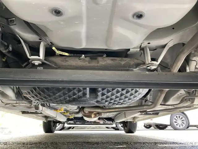 ダイハツ ムーヴ キャンバス G メイクアップ リミテッド　SAⅢ 静岡県 2019(令1)年 3.9万km パールホワイトⅢ/ナチュラルベージュマイカメタリック 2トーン スマートアシストIII/純正SDナビ（NSZN-W69D）/   AM FM CD DVD Bluetooth SD MEMORYMUSIC/フルセグTV/ドライブレコーダー/バックカメラ/ETC/両側パワースライドドア/LEDヘッドライト/フロントフォグランプ/スマートキー×2本/プッシュスタート/ベンチシート/ドアバイザー/ワンオーナー/アラウンドビューモニター