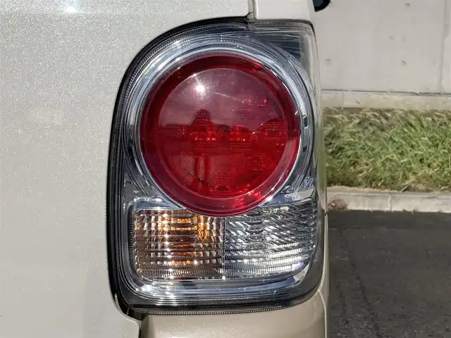 ダイハツ ムーヴ キャンバス G メイクアップ リミテッド　SAⅢ 静岡県 2019(令1)年 3.9万km パールホワイトⅢ/ナチュラルベージュマイカメタリック 2トーン スマートアシストIII/純正SDナビ（NSZN-W69D）/   AM FM CD DVD Bluetooth SD MEMORYMUSIC/フルセグTV/ドライブレコーダー/バックカメラ/ETC/両側パワースライドドア/LEDヘッドライト/フロントフォグランプ/スマートキー×2本/プッシュスタート/ベンチシート/ドアバイザー/ワンオーナー/アラウンドビューモニター