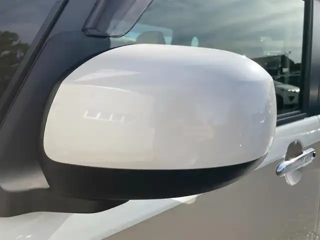 ダイハツ ムーヴ キャンバス G メイクアップ リミテッド　SAⅢ 静岡県 2019(令1)年 3.9万km パールホワイトⅢ/ナチュラルベージュマイカメタリック 2トーン スマートアシストIII/純正SDナビ（NSZN-W69D）/   AM FM CD DVD Bluetooth SD MEMORYMUSIC/フルセグTV/ドライブレコーダー/バックカメラ/ETC/両側パワースライドドア/LEDヘッドライト/フロントフォグランプ/スマートキー×2本/プッシュスタート/ベンチシート/ドアバイザー/ワンオーナー/アラウンドビューモニター