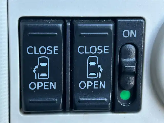 ダイハツ ムーヴ キャンバス G メイクアップ リミテッド　SAⅢ 静岡県 2019(令1)年 3.9万km パールホワイトⅢ/ナチュラルベージュマイカメタリック 2トーン スマートアシストIII/純正SDナビ/   （AM/FM/CD/DVD/Bluetooth/SD)/フルセグTV/ドライブレコーダー/バックカメラ/ETC/両側パワースライドドア/LEDヘッドライト/フロントフォグランプ/スマートキー×2本/プッシュスタート/ベンチシート/ドアバイザー/ワンオーナー/アラウンドビューモニター