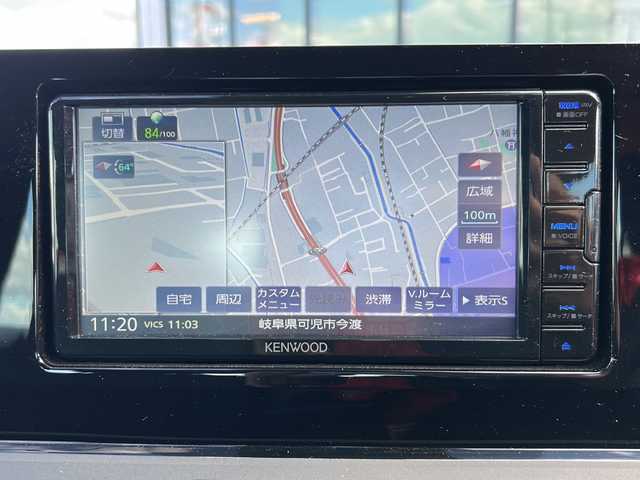 トヨタ プリウス X 岐阜県 2023(令5)年 1.2万km シルバーメタリック 登録時走行距離：11185km/ナビ/バックカメラ/テレビ・Bluetooth・CD/レーダークルーズコントロール/レーンキープアシスト/前後コーナーセンサー/ドライブレコーダー/ETC/オートライト/オートハイビーム/純正フロアマット/プッシュスタート/スマートキー/保証書/取扱説明書/スペアキー