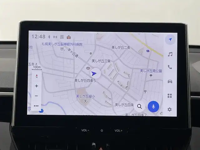 トヨタ カローラ クロス ハイブリッド Z 道央・札幌 2024(令6)年 1.2万km アティチュードブラックマイカ ・４WD/・サンルーフ/・10.5型ディスプレイオーディオ（コネクティッドナビ対応）Plus/　Miracast/BT/USB/フルセグTV/・ステアリングスイッチ/・パノラミックビューモニター/・ビルトインETC2.0/・ドライブレコーダー前後/・トヨタセーフティセンス/・プリクラッシュセーフティ/・レーンキープアシスト/・ブラインドスポットモニター/・クリアランスソナー/・アダプティブクルーズコントロール/・オートマチックハイビーム/・パーキングアシスト/・アイドリングストップ/・横滑り防止装置/・ABS/・LEDヘッドライト/・オートライト/・ハーフレザーシート/・D+N席シートヒーター/・D席パワーシート/・革巻きステアリング/・パワーバックドア/・純正１８インチAW/・純正フロアマット/・プッシュスタート/・スマートキー/・スペアキー