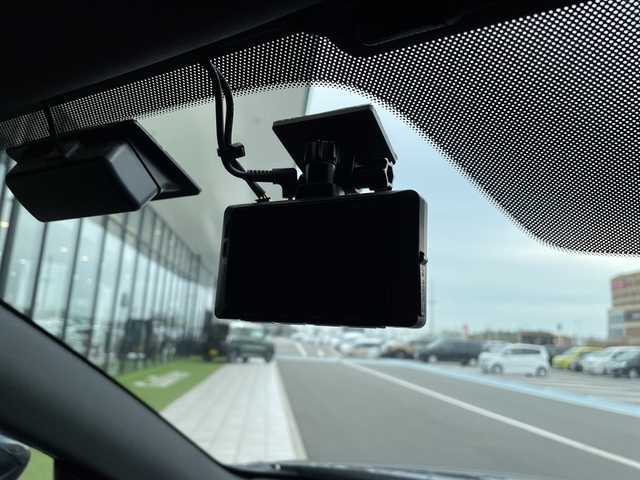 マツダ マツダ３ファストバック 15S ツーリング 愛知県 2020(令2)年 5.8万km ディープクリスタルブルーマイカ 純正9型ナビ/レーダークルーズコントロール/バックカメラ/ヘッドアップディスプレイ/コーナーセンサー/純正アルミホイール/オートマチックハイビーム/ＥＴＣ/ブラインドスポットモニター/LEDヘッドライト/ドライブレコーダー/ステアリングスイッチ/スマートキー/プッシュスタート