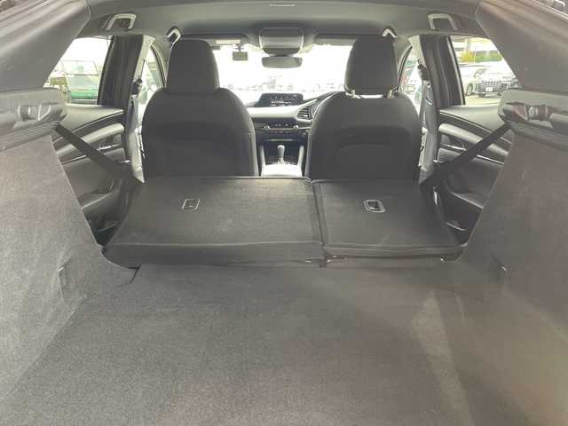 マツダ マツダ３ファストバック 15S ツーリング 愛知県 2020(令2)年 5.8万km ディープクリスタルブルーマイカ 純正9型ナビ/レーダークルーズコントロール/バックカメラ/ヘッドアップディスプレイ/コーナーセンサー/純正アルミホイール/オートマチックハイビーム/ＥＴＣ/ブラインドスポットモニター/LEDヘッドライト/ドライブレコーダー/ステアリングスイッチ/スマートキー/プッシュスタート