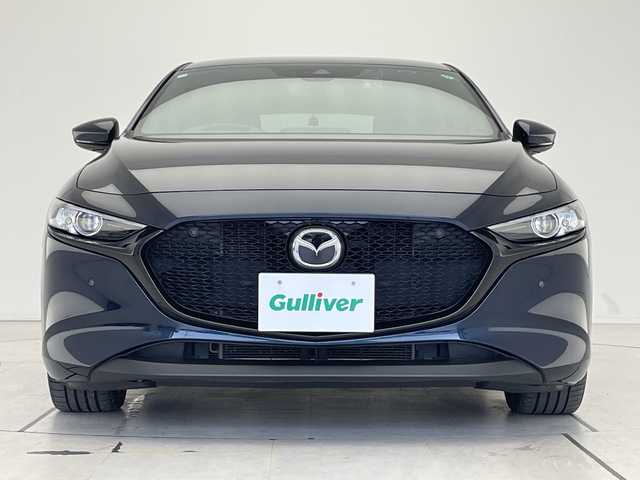 マツダ マツダ３ファストバック 15S ツーリング 愛知県 2020(令2)年 5.8万km ディープクリスタルブルーマイカ 純正9型ナビ/レーダークルーズコントロール/バックカメラ/ヘッドアップディスプレイ/コーナーセンサー/純正アルミホイール/オートマチックハイビーム/ＥＴＣ/ブラインドスポットモニター/LEDヘッドライト/ドライブレコーダー/ステアリングスイッチ/スマートキー/プッシュスタート