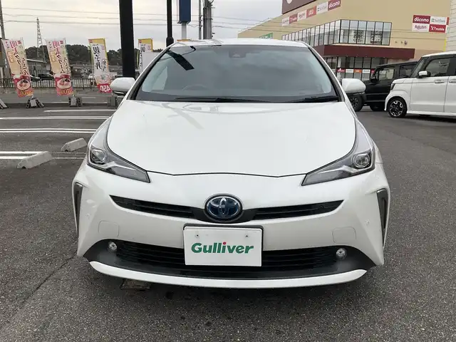 トヨタ プリウス A プレミアム　ツーリングセレ 滋賀県 2020(令2)年 7.9万km ホワイトパールクリスタルシャイン 車検9年5月まで/トヨタセーフティセンス/ブラインドスポットモニター/レーダークルーズコントロール/純正9インチナビ/Bluetooth、HDMI、フルセグテレビ/バックカメラ/ビルトインETC2.0/社外デジタルインナーミラー&前後ドライブレコーダー/前席シートヒーター&シートベンチレーション/ヘッドアップディスプレイ/LEDヘッドライト、LEDフォグランプ/純正17インチアルミホイール/アクセサリーコンセント/スペアキー有り/取扱説明書、保証書