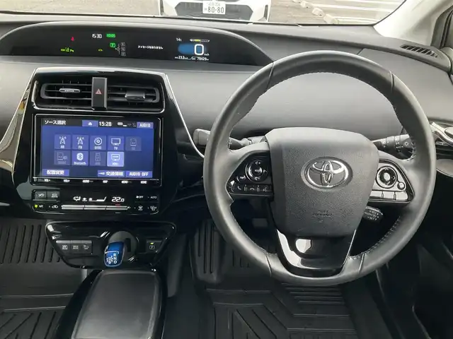 トヨタ プリウス A プレミアム　ツーリングセレ 滋賀県 2020(令2)年 7.9万km ホワイトパールクリスタルシャイン 車検9年5月まで/トヨタセーフティセンス/ブラインドスポットモニター/レーダークルーズコントロール/純正9インチナビ/Bluetooth、HDMI、フルセグテレビ/バックカメラ/ビルトインETC2.0/社外デジタルインナーミラー&前後ドライブレコーダー/前席シートヒーター&シートベンチレーション/ヘッドアップディスプレイ/LEDヘッドライト、LEDフォグランプ/純正17インチアルミホイール/アクセサリーコンセント/スペアキー有り/取扱説明書、保証書