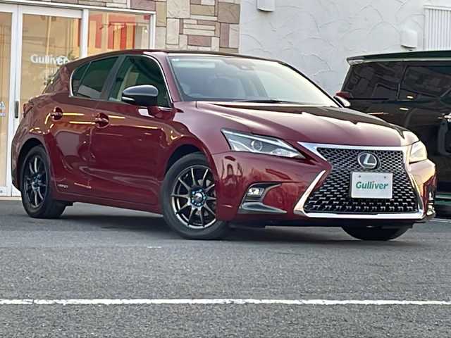 レクサス ＣＴ 200h バージョンC 徳島県 2018(平30)年 8.5万km レッドマイカクリスタルシャイン 純正SDナビ　B9113/（ラジオ/フルセグ/DISC/SD/BT/USB/AUX）/バックカメラ/ETC2.0/パドルシフト/追従式クルーズコントロール/ステアリングヒーター/前席パワーシート/メモリシート/ハーフレザーシート/前席シートヒーター/後方コーナーセンサー/社外VELVA16AW