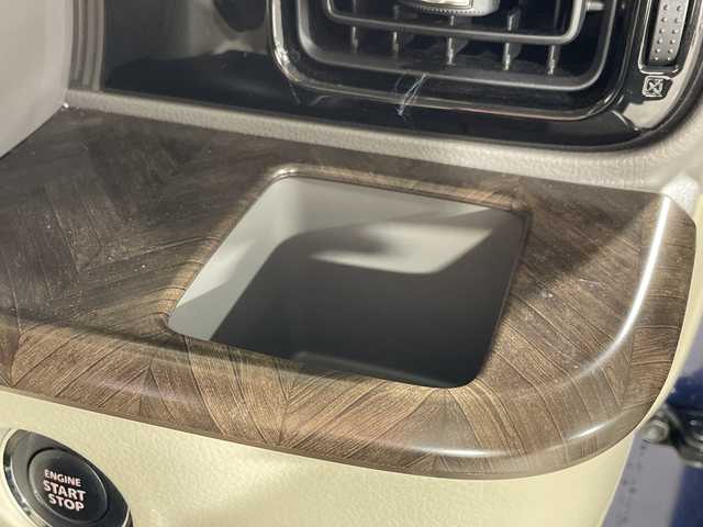 スズキ ラパン モード 福岡県 2019(令1)年 4.2万km ノクターンブルーパール/ホワイト 2トーンルーフ 禁煙車/社外メモリナビ/・CD/DVD/BT/フルセグTV/・バックモニター/スズキセーフティサポート/・衝突被害軽減ブレーキ/・誤発進抑制機能/・車線逸脱警報/・ふらつき警報/・オートハイビーム/コーナーセンサー/シートヒーター（D/N)/ETC/ドライブレコーダー前後/革巻きステアリング/アイドリングストップ/キセノンライト/・オートライト/・フォグランプ/スマートキー/・プッシュスタート/・スペアキー/エンジンスターター/純正フロアマット/純正ドアバイザー/社外14インチアルミホイール