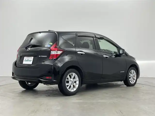 日産 ノート e－パワー X Vセレクション 埼玉県 2019(令1)年 2.1万km スーパーブラック 純正ナビ/（AM/FM/CD/DVD/BT)/フルセグTV/アラウンドビューモニター/バックカメラ/エマージェンシーブレーキ/レーンキープアシスト/横滑り防止装置/ETC/デジタルインナーミラー/LEDヘッドライト/スマートキー /プッシュスタート/純正ドライブレコーダー/純正１５インチアルミホイール/純正フロアマット/取り扱い説明書