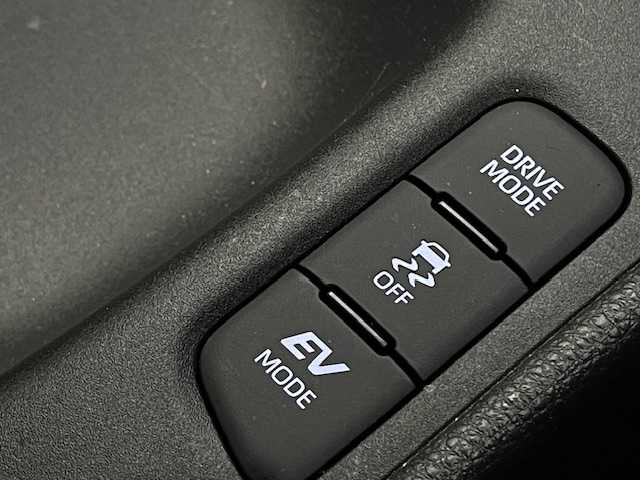 トヨタ ヤリス ハイブリッド Z 宮城県 2023(令5)年 2.5万km センシュアルレッドマイカ 4WD/1オーナー/純正ディスプレイオーディオ/(AM/FM/USB/Miracast)/Bluetooth/バックカメラ/ETC/レーダークルーズコントロール/レーンキープアシスト/衝突被害軽減システム/シートヒーター/ステアリングヒーター/プッシュスタート/スマートキー/オートライト/オートマチックハイビーム/LEDヘッドライト/ヘッドライトレベライザー/衝突被害軽減システム/シートヒーター/ステアリングヒーター/プッシュスタート/スマートキー/オートライト/オートマチックハイビーム/LEDヘッドライト/SOSスイッチ/ドアバイザー/純正フロアマット/純正15インチアルミホイール