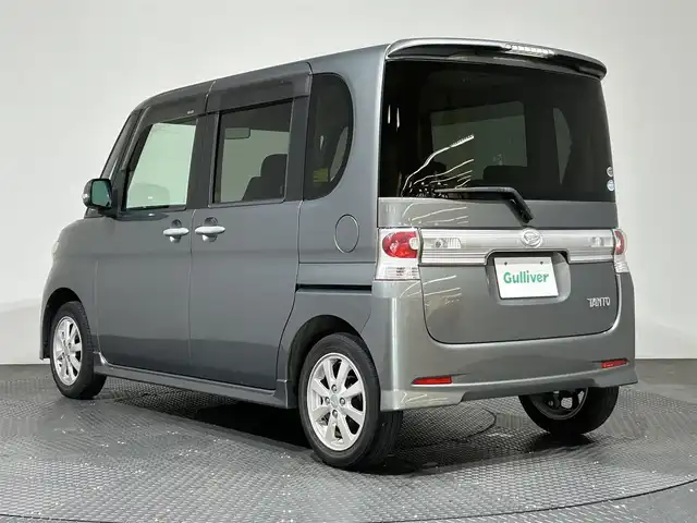 ダイハツ タント カスタム X リミテッド 愛媛県 2009(平21)年 13.5万km プラチナグレーメタリック ・ナビ（ワンセグＴＶ・ＣＤ・ＤＶＤ・ＦＭ・ＡＭ・ＳＤ）/・片側パワスラ　/・スマートキー　/・オートエアコン