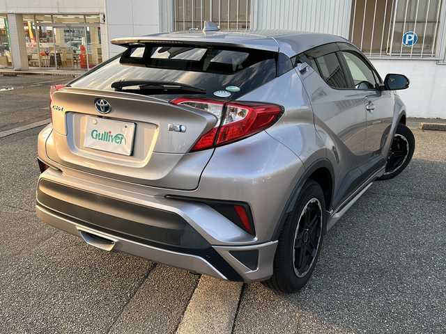 トヨタ Ｃ－ＨＲ S 富山県 2017(平29)年 8.1万km メタルストリームM スマートキー（２本）/純正メモリナビ（NSZT-Y66T）/フルセグTV/Bluetooth/ビルトインETC2.0/バックカメラ/純正フロアマット/純正ドアバイザー/横滑り防止装置/ACC/電動Pブレーキ/電動格納ウィンカーミラー/前ドライブレコーダー（DRT-H66A）/オートライト/オートハイビーム/モデリスタエアロ/保証書/取扱説明書/ナビ取扱説明書/ドラレコ取扱説明書