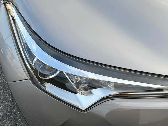 トヨタ Ｃ－ＨＲ S 富山県 2017(平29)年 8.1万km メタルストリームM スマートキー（２本）/純正メモリナビ（NSZT-Y66T）/フルセグTV/Bluetooth/ビルトインETC2.0/バックカメラ/純正フロアマット/純正ドアバイザー/横滑り防止装置/ACC/電動Pブレーキ/電動格納ウィンカーミラー/前ドライブレコーダー（DRT-H66A）/オートライト/オートハイビーム/モデリスタエアロ/保証書/取扱説明書/ナビ取扱説明書/ドラレコ取扱説明書