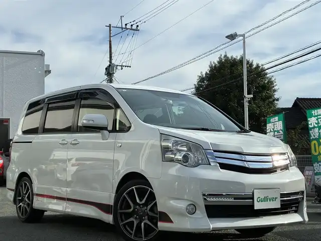 トヨタ ノア Si G’s 熊本県 2013(平25)年 7.8万km ホワイトパールクリスタルシャイン ワンオーナー/純正ナビ（NSZT-W62G）/【フルセグTV/Bluetooth/CD/DVD】/バックカメラ/左側パワースライドドア/パドルシフト/ETC/純正18インチAW/オートライト/ウィンカーミラー/革巻きステアリング/ステアリングスイッチ/プッシュスタート/スマートキー/フロアマット/純正ドアバイザー/ABS/盗難防止装置/保証書