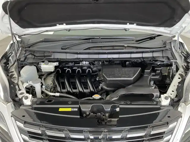 日産 セレナ ハイウェイスター V 大分県 2021(令3)年 2.3万km ブリリアントホワイトパール 純正ナビ/フルセグ/DVD/Bluetooth/アラウンドビューカメラ/エマージェンシーブレーキ/ETC/両側パワスラ/オートLEDライト/前後コーナーセンサー/USB差込口/純正フロアマット/スマートキー