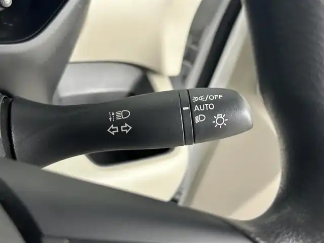 日産 ルークス X 道央・札幌 2023(令5)年 3.1万km ホワイトパール ・4WD/・エマージェンシーブレーキ/・レーンキープアシスト/・コーナーセンサー/・純正ナビ/・ワンセグTV/・CD再生/・Bluetooth/・片側パワースライドドア/・前席シートヒーター/・プッシュスタート/・スマートキー/・アイドリングストップ/・オートマチックハイビーム/・オートライト/・ヘッドライトレベライザー/・オートエアコン/・シートバックテーブル/・横滑り防止装置/・電格ミラー