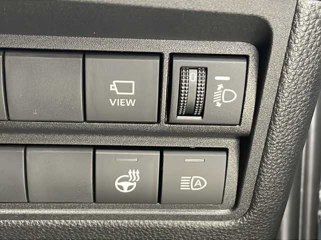 トヨタ ヤリスクロス ハイブリッド Z アドベンチャー 千葉県 2025(令7)年 0.1千km マッシブグレー 純正メーカーナビ/BT フルセグTV USB HDMI/全方位カメラ/ETC2.0/トヨタセーフティセンス/レーダークルーズコントロール/LEDヘッドライト/前後コーナーセンサー/オートライト/オートマチックハイビーム/革巻きハンドル/ハンドルヒーター/運転席パワーシート/前席シートヒーター/スマートキー/プッシュスタート