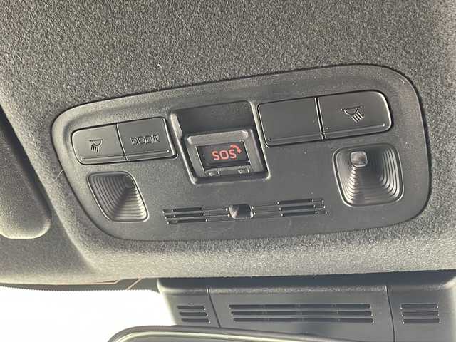 トヨタ ヤリスクロス ハイブリッド Z アドベンチャー 千葉県 2025(令7)年 0.1千km マッシブグレー 純正メーカーナビ/BT フルセグTV USB HDMI/全方位カメラ/ETC2.0/トヨタセーフティセンス/レーダークルーズコントロール/LEDヘッドライト/前後コーナーセンサー/オートライト/オートマチックハイビーム/革巻きハンドル/ハンドルヒーター/運転席パワーシート/前席シートヒーター/スマートキー/プッシュスタート