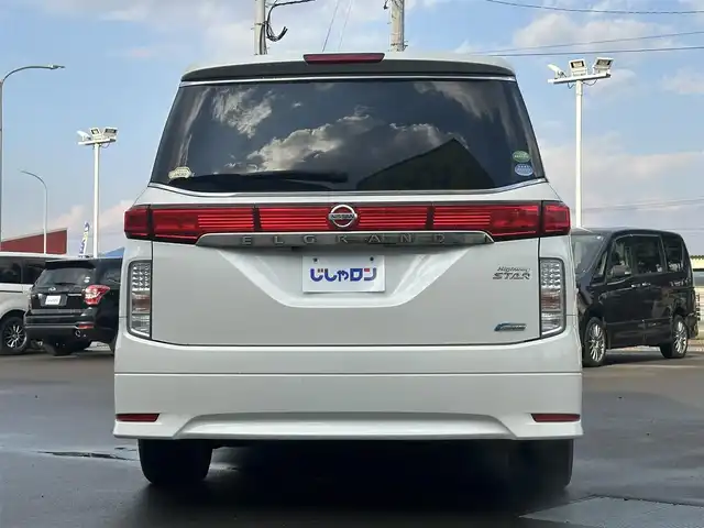 日産 エルグランド 250ハイウェイスター 道北・旭川 2013(平25)年 12.8万km ブリリアントホワイトパール (株)IDOMが運営する【じしゃロン旭川店】の自社ローン専用車両になります。こちらは現金またはオートローンご利用時の価格です。自社ローンご希望の方は別途その旨お申付け下さい/　/・純正ナビ(CD/DVD/BT/SD/フルセグ)/・バックカメラ/・ETC/・ドライブレコーダー/・両側パワースライドドア/・フリップダウンモニター/・電動格納ウィンカーミラー/・プッシュスタート/・スマートキー2個/・フォグランプ/・取扱説明書