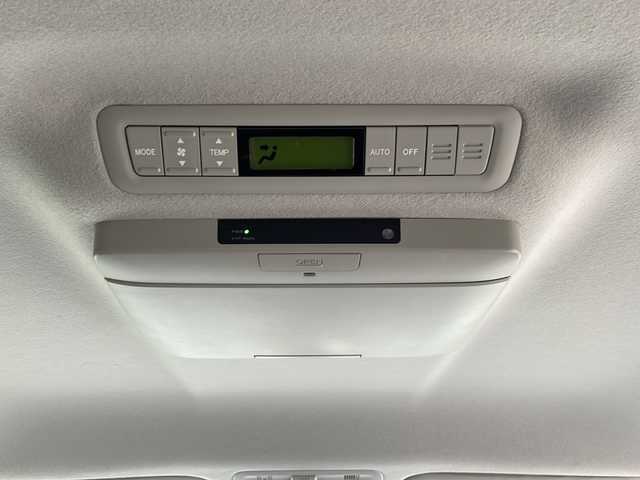 トヨタ エスティマ アエラス 三重県 2013(平25)年 12.5万km ホワイトパールクリスタルシャイン 純正8型ナビ/フルセグTV/CD.DVD再生/Bluetooth/ビルトインETC/純正フリップダウンモニター/HIDヘッドライト/クルーズコントロール/両側パワースライドドア/バックカメラ/ステアリングリモコン/寒冷地仕様/ワイパーデアイサー/電動格納ミラー/オートライト