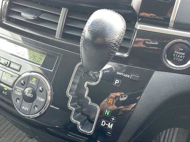 トヨタ エスティマ アエラス 三重県 2013(平25)年 12.5万km ホワイトパールクリスタルシャイン 純正8型ナビ/フルセグTV/CD.DVD再生/Bluetooth/ビルトインETC/純正フリップダウンモニター/HIDヘッドライト/クルーズコントロール/両側パワースライドドア/バックカメラ/ステアリングリモコン/寒冷地仕様/ワイパーデアイサー/電動格納ミラー/オートライト