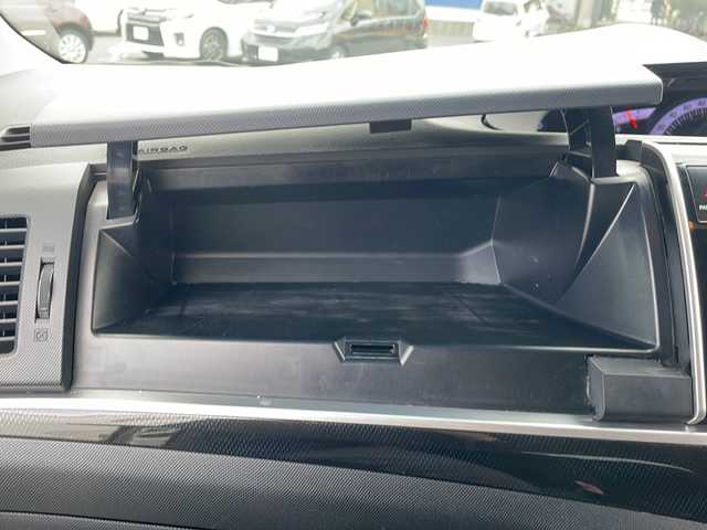 トヨタ エスティマ アエラス 三重県 2013(平25)年 12.5万km ホワイトパールクリスタルシャイン 純正8型ナビ/フルセグTV/CD.DVD再生/Bluetooth/ビルトインETC/純正フリップダウンモニター/HIDヘッドライト/クルーズコントロール/両側パワースライドドア/バックカメラ/ステアリングリモコン/寒冷地仕様/ワイパーデアイサー/電動格納ミラー/オートライト