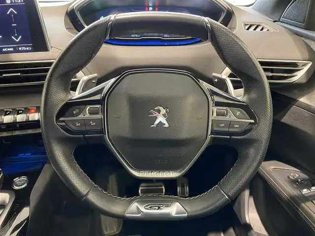 プジョー ３００８ 熊本県 2018(平30)年 4.3万km 緑 Bluetooth/ワイヤレス充電/前後ドライブレコーダー/ETC/バックカメラ/パーキングセンサー/プッシュスタート/スマートキー/電動リアゲート/インテリジェントハイビーム/レーンキープアシスト/ブラインドスポットモニター/ディレクショナルヘッドランプ/ヒルディセントコントロール