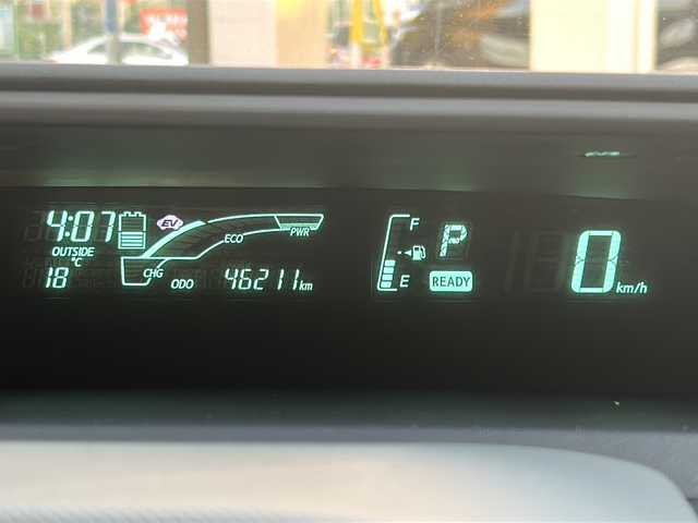 トヨタ アクア S 神奈川県 2013(平25)年 4.7万km クールソーダメタリック ワンオーナー/純正SDナビ/　Bluetooth/CD/ワンセグTV/バックカメラ/前後ドライブレコーダー/ETC/オートライト/純正フロアマット/プッシュスタート/スペアキー/保証書/取扱説明書