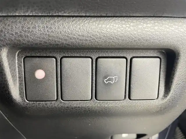 トヨタ ハリアー プレミアム 富山県 2017(平29)年 5.2万km スパークリングブラックパールクリスタルシャイン 純正9インチメモリナビ/フルセグTV/Bluetooth/バックカメラ/ETC/パワーバックドア/パワーシート/ハーフレザーシート/レーダークルーズコントロール/トヨタセーフティセンス/純正18インチアルミ/3眼LEDヘッドライト/オートハイビーム/オートライト/LEDフォグ/純正フロアマット/スマートキー/プッシュスタート