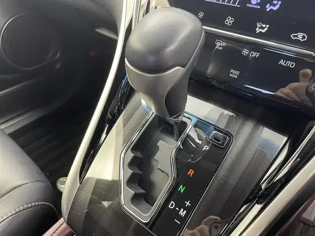 トヨタ ハリアー プレミアム 富山県 2017(平29)年 5.2万km スパークリングブラックパールクリスタルシャイン 純正9インチメモリナビ/フルセグTV/Bluetooth/バックカメラ/ETC/パワーバックドア/パワーシート/ハーフレザーシート/レーダークルーズコントロール/トヨタセーフティセンス/純正18インチアルミ/3眼LEDヘッドライト/オートハイビーム/オートライト/LEDフォグ/純正フロアマット/スマートキー/プッシュスタート